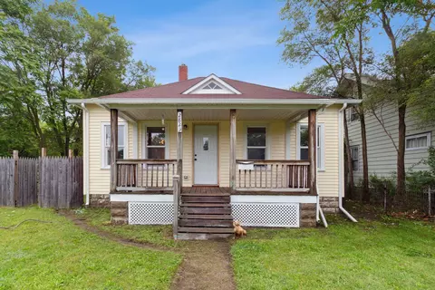 2823 North Blvd, Port Huron, MI 48060