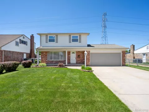 34175 Coachwood Dr, Sterling Heights, MI 48312