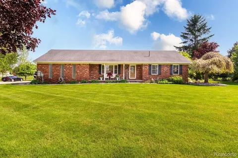 14475 Gilbert Rd, Allenton, MI 48002