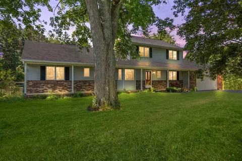 4111 Pratt Rd, Metamora, MI 48455