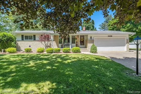 2403 N Mckinley Rd, Flushing, MI 48433