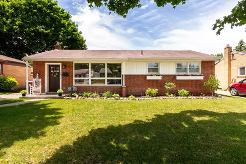 36971 Greenbush Rd, Wayne, MI 48184