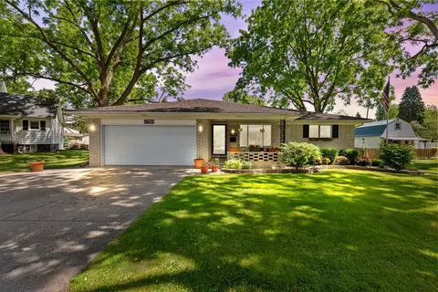 67900 S Main St, Richmond, MI 48062