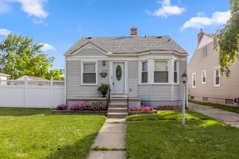 2058 Hanford Ave, Lincoln Park, MI 48146