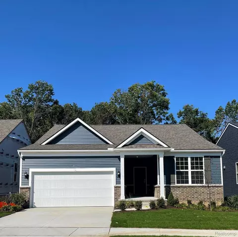 30086 Turtle Creek Cir, Lyon, MI 48165