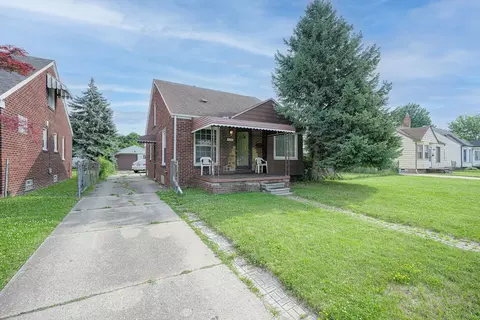 14652 Ego Ave, Eastpointe, MI 48021