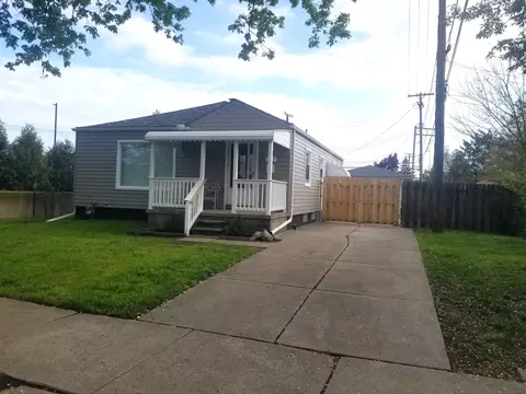 1313 Garfield Ave, Lincoln Park, MI 48146