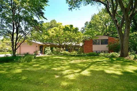 770 Foxhall Rd, Bloomfield Hills, MI 48304