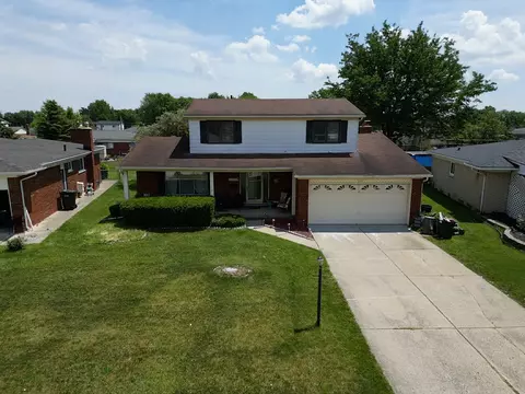 34636 Macdonald Dr, Sterling Heights, MI 48310