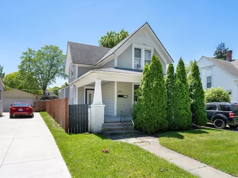 259 Jones St, Mount Clemens, MI 48043