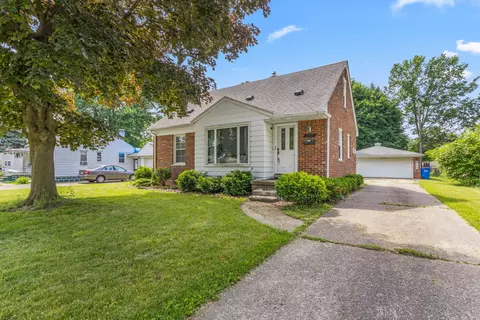 3148 Stolzenfeld Ave, Warren, MI 48091