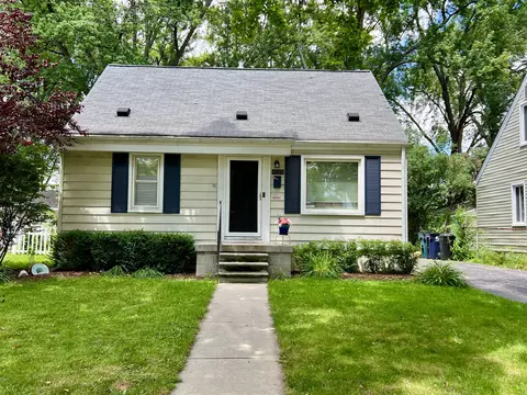 1523 Bauman Ave, Royal Oak, MI 48073