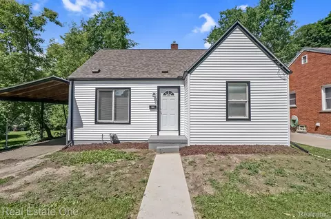 81 N Marshall St, Pontiac, MI 48342