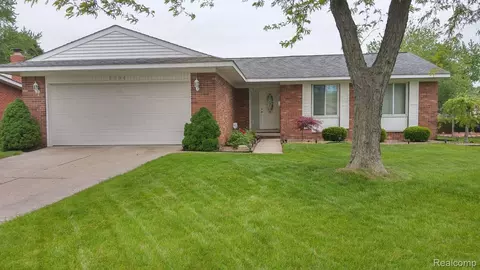 6944 Bunkerhill Ln, Canton, MI 48187