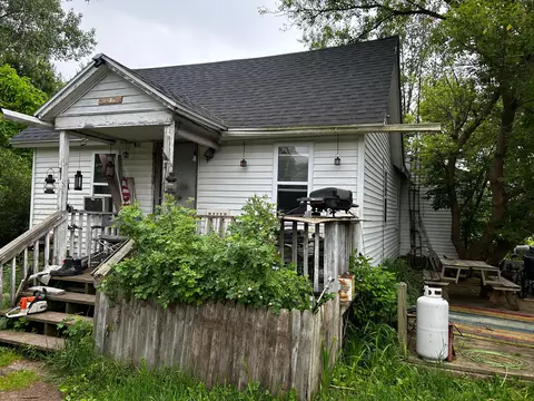 2786 Barth Rd, Kimball, MI 48074