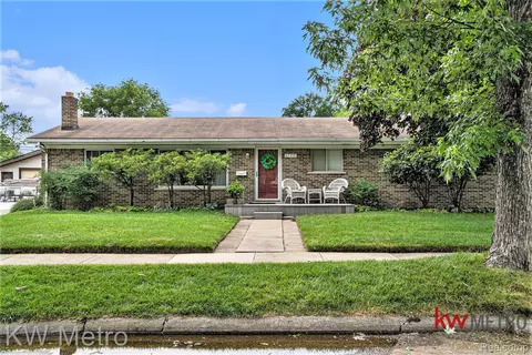 27351 Alger Blvd, Madison Heights, MI 48071