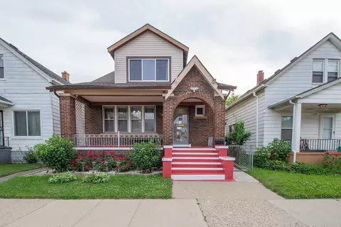 12045 Gallagher St, Hamtramck, MI 48212