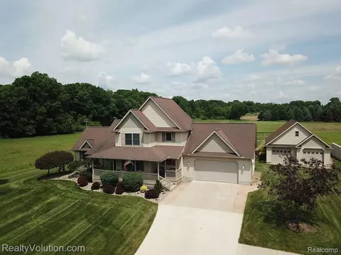 5640 Sandy Ln, Oregon, MI 48421