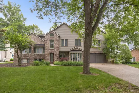 16128 Southampton St, Livonia, MI 48154