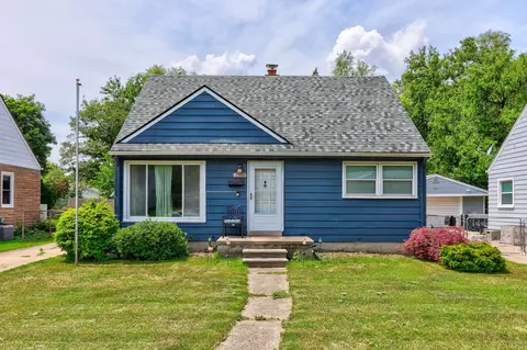 23091 Rosewood St, Oak Park, MI 48237
