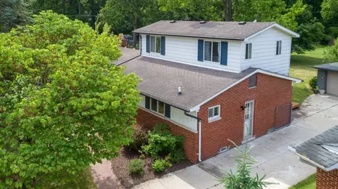 22191 N Brandon St, Farmington Hills, MI 48336