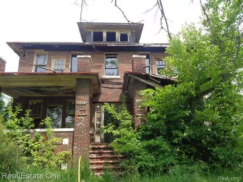 3774 W Boston Blvd, Detroit, MI 48206