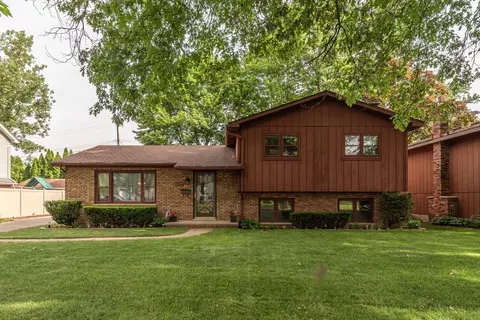 36748 Neville St, Romulus, MI 48174