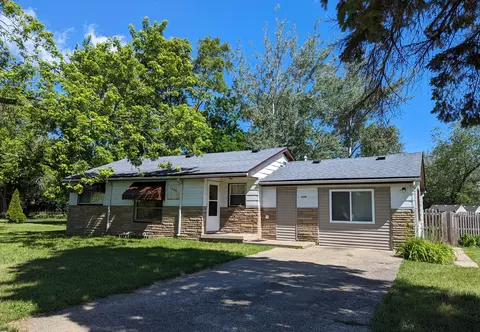 35140 John Hauk St, Westland, MI 48185
