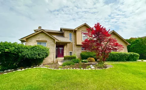 24854 Arden Park Dr, Farmington Hills, MI 48336