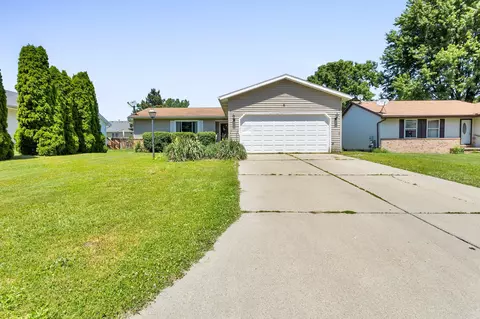2101 Thornhill St, Port Huron, MI 48060