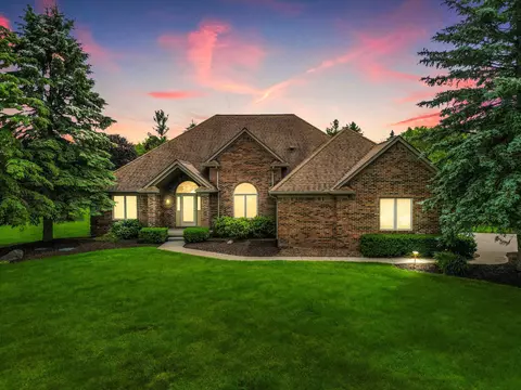 7784 Frampton Dr, Washington, MI 48095