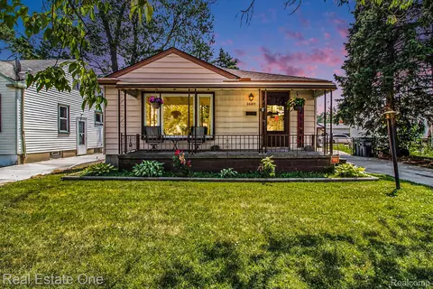 1689 Merrill Ave, Lincoln Park, MI 48146