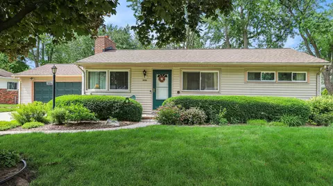 3655 Havens Ln, Auburn Hills, MI 48326