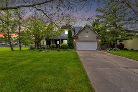 3029 Beechtree Ln, Flushing, MI 48433