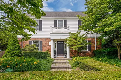 286 Pleasant St, Birmingham, MI 48009