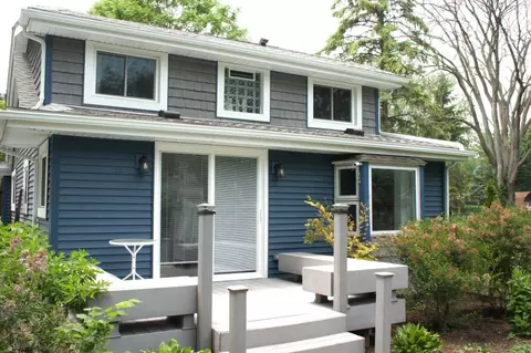 3322 Emmons Ave, Rochester Hills, MI 48307