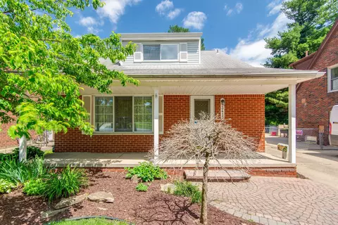 3413 Grindley Park St, Dearborn, MI 48124