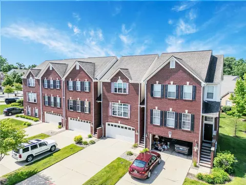 432 Cherry Orchard Rd, Canton, MI 48188