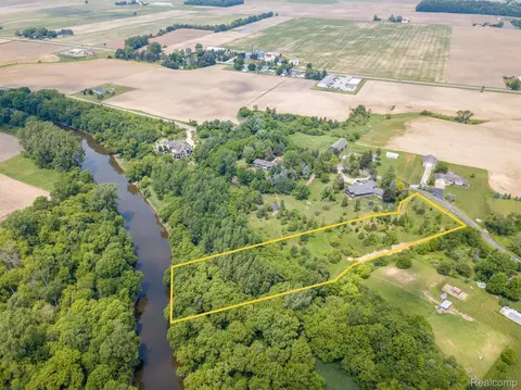 000 W Tuscola, Frankenmuth, MI 48734