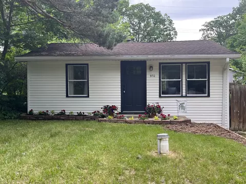 970 Center Dr, Attica, MI 48412