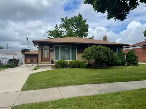 3278 Ward St, Trenton, MI 48183