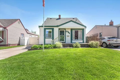 3629 21st St, Wyandotte, MI 48192
