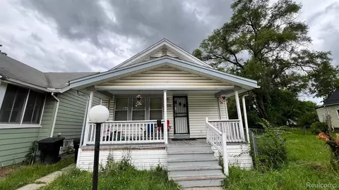 15755 Fairfield St, Detroit, MI 48238