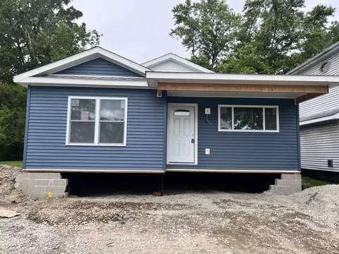 965 Emerson Ave, Pontiac, MI 48340