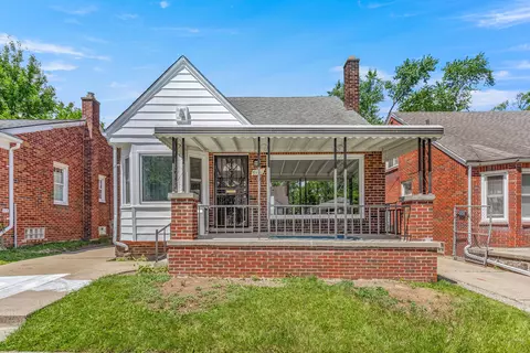 9131 Whitcomb St, Detroit, MI 48228