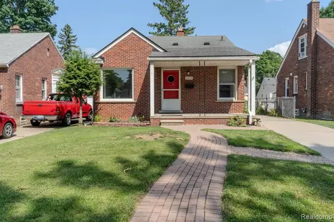 2819 Parker St, Dearborn, MI 48124