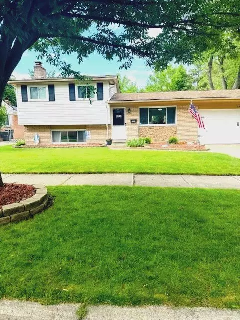 39614 Edmundton Dr, Canton, MI 48187
