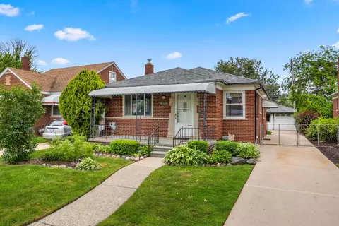 22844 Courtland Ave, Eastpointe, MI 48021