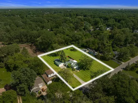 3185 Willet Ave, Rochester Hills, MI 48309