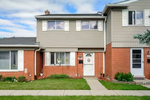 29174 Manchester St, Westland, MI 48185